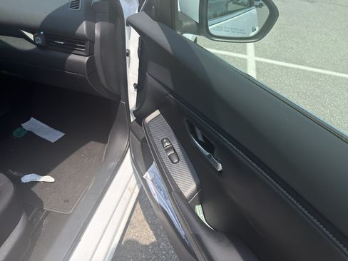 Used 2022 Nissan Sentra S w/ Electronics Package FWD image 8
