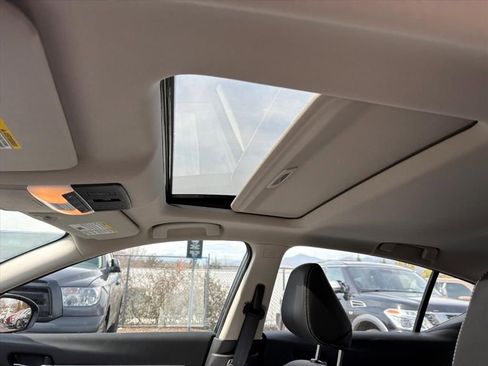 Used 2025 Nissan Altima 2.5 SL image 11