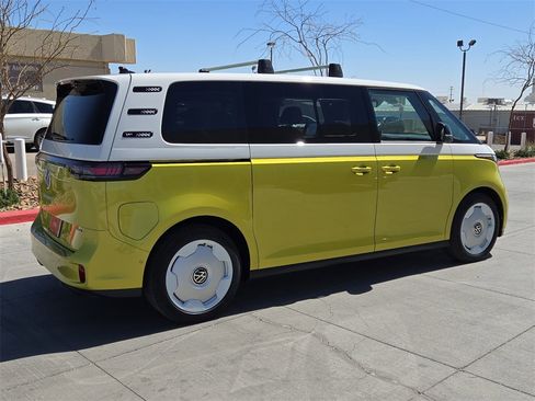 New 2025 Volkswagen ID. Buzz 1st Edition image 11