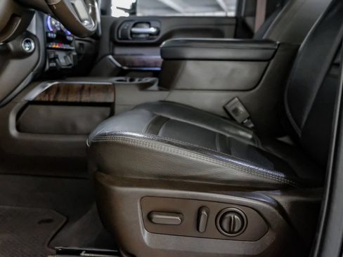 Used 2022 GMC Sierra 2500 Denali AWD/4WD image 30