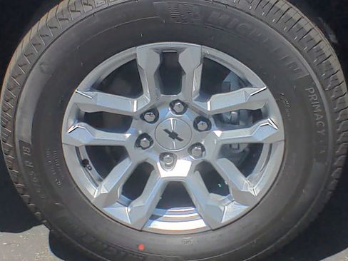 Certified 2023 Chevrolet Silverado 1500 RST AWD/4WD image 32