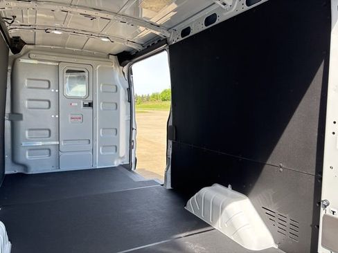 New 2026 Ford Transit 250 148 Medium Roof RWD image 15