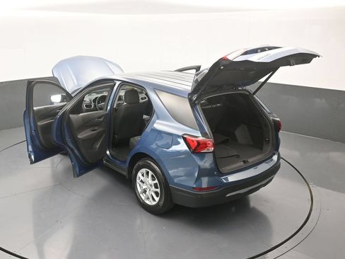 Used 2024 Chevrolet Equinox LT FWD image 65