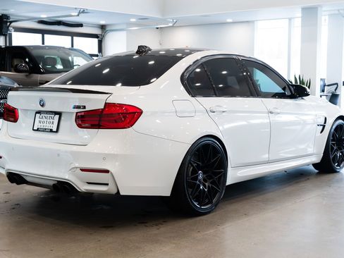 Used 2018 BMW M3 image 4