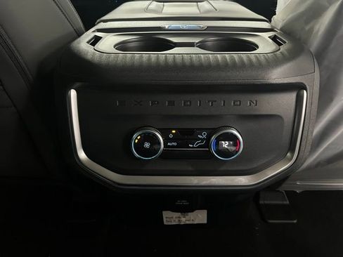 New 2025 Ford Expedition Max Active image 29