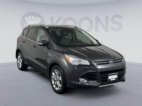 Used 2015 Ford Escape Titanium FWD image 10