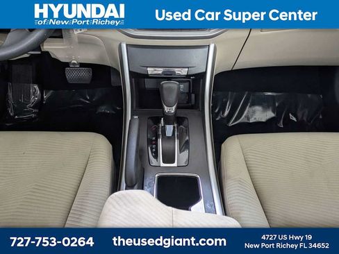 Used 2015 Honda Accord LX image 18