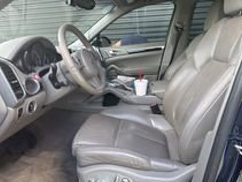 Used 2014 Porsche Cayenne Diesel AWD/4WD image 10