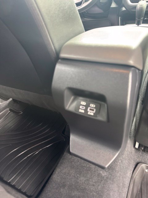 Used 2024 Subaru Crosstrek 2.0i Premium AWD/4WD image 17
