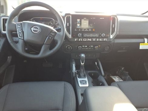 New 2026 Nissan Frontier SV image 9