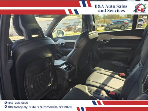 Used 2017 Volvo XC90 T6 R-Design w/ Vision Package image 13