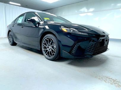 New 2025 Toyota Camry SE