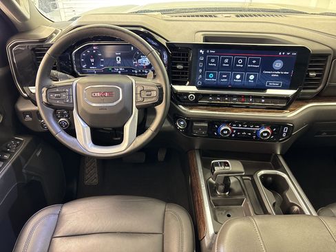 Used 2024 GMC Sierra 1500 Elevation w/ Elevation Premium Package image 31