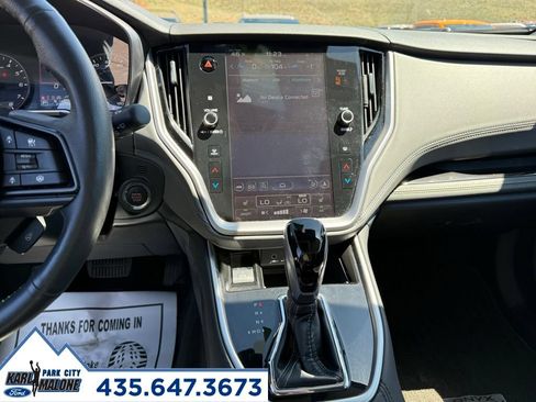 Used 2025 Subaru Outback Onyx Edition AWD/4WD image 19