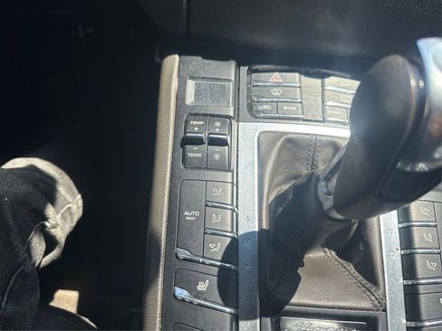 Used 2016 Porsche Macan S image 34