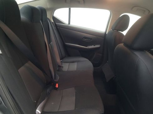 Used 2024 Nissan Sentra SV FWD image 19