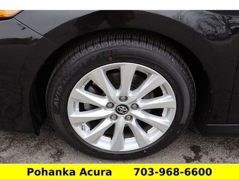 Used 2019 Toyota Camry LE image 25