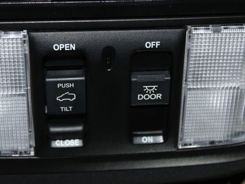 Used 2023 Honda Odyssey Sport image 54