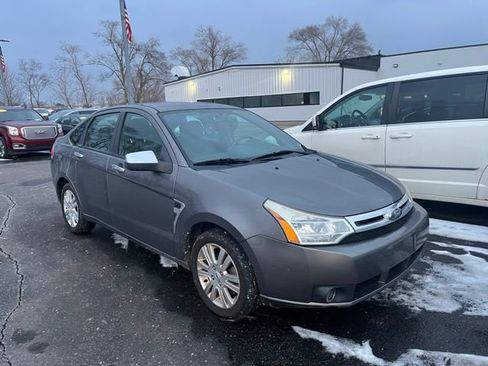 Used 2009 Ford Focus SEL image 3