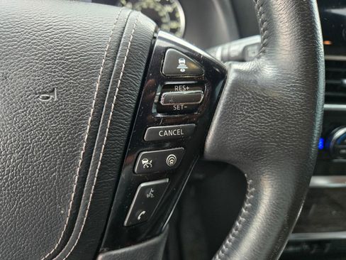 Used 2023 Nissan Armada Platinum w/ Captain's Chairs Package RWD image 13