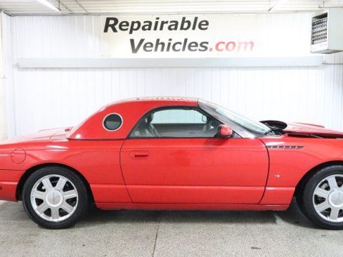 Used 2004 Ford Thunderbird RWD image 25