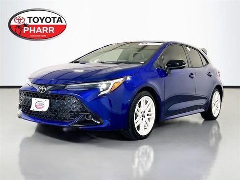 Used 2026 Toyota Corolla SE FWD image 1