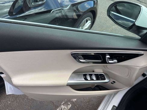 Used 2024 Mercedes-Benz C 300 4MATIC Sedan image 15