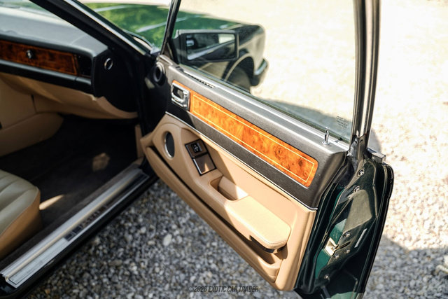 Used 1988 Jaguar XJ6 RWD image 49