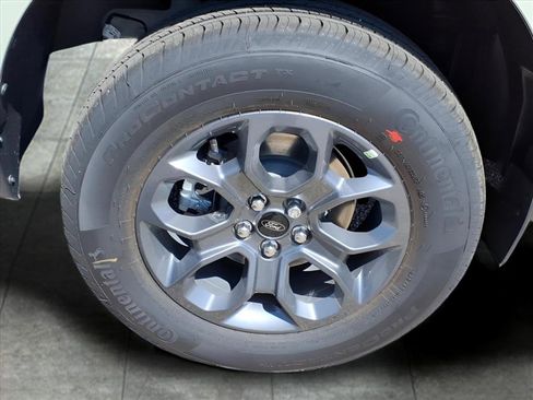 New 2025 Ford Maverick XLT image 6