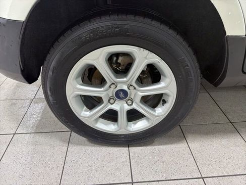 Used 2019 Ford EcoSport SE w/ SE Convenience Package image 11