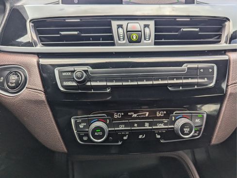 Used 2020 BMW X1 xDrive28i w/ Convenience Package AWD/4WD image 21