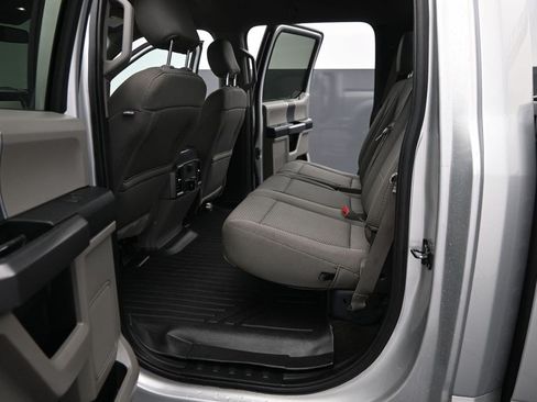 Used 2019 Ford F150 XLT w/ Equipment Group 302A Luxury AWD/4WD image 13