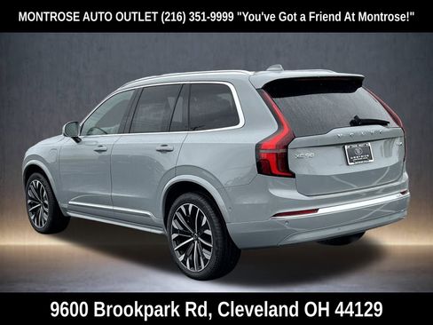 New 2026 Volvo XC90 T8 Plus w/ Protection Package Premier image 3