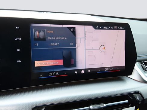 New 2025 BMW X1 xDrive28i w/ Technology Package image 32