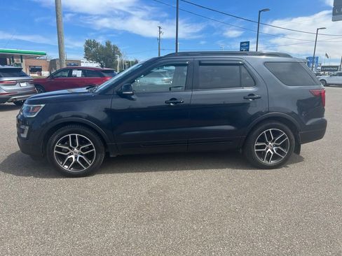 Used 2017 Ford Explorer Sport AWD/4WD image 2