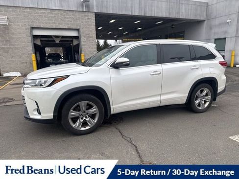 Used 2019 Toyota Highlander Limited image 15