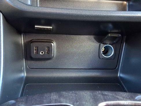 Certified 2022 GMC Canyon Elevation image 23