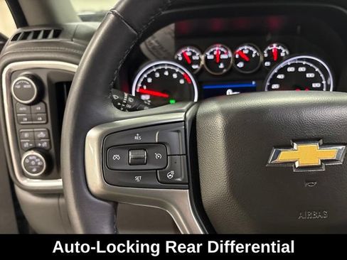 Used 2022 Chevrolet Silverado 1500 LTZ AWD/4WD image 25