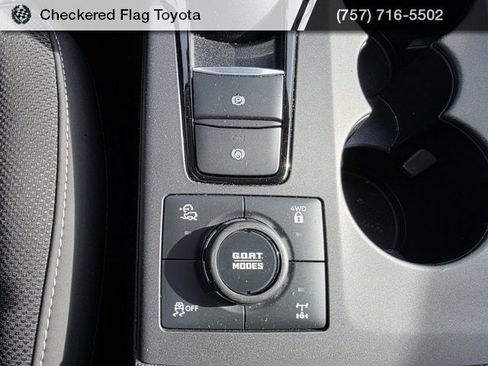 Used 2023 Ford Bronco Sport Badlands image 19