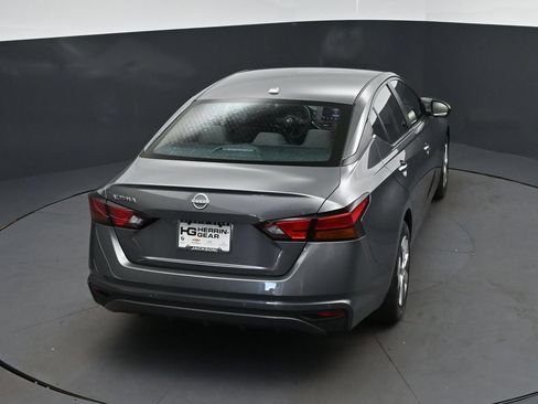 Used 2025 Nissan Altima 2.5 S FWD image 34