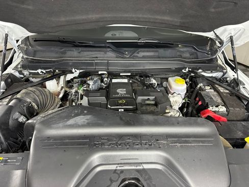 Used 2024 RAM 2500 Laramie image 9