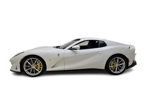 Used 2022 Ferrari 812 GTS image 12
