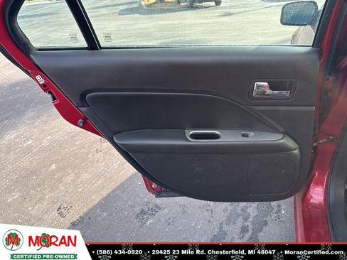 Used 2010 Ford Fusion SEL image 25