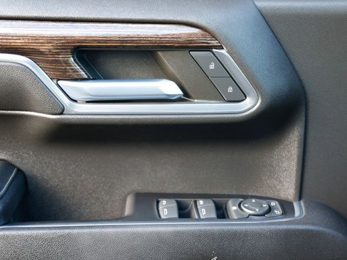 Used 2023 GMC Sierra 1500 Elevation w/ LPO, Elevation Black Package image 41