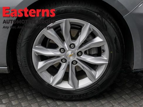 Used 2024 Chevrolet Malibu LT image 30