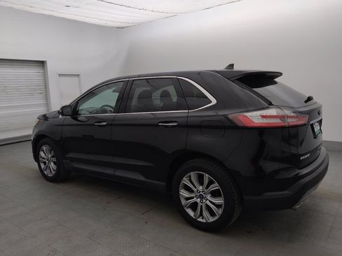 Used 2019 Ford Edge Titanium w/ Cold Weather Package AWD/4WD image 3