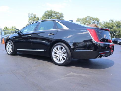 Used 2019 Cadillac XTS Luxury FWD image 3