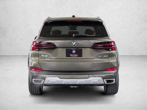 Used 2026 BMW X5 xDrive40i w/ Executive Package AWD/4WD image 6