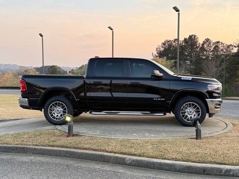 New 2026 RAM 1500 Big Horn AWD/4WD image 8