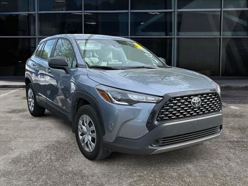 Used 2022 Toyota Corolla Cross L image 1